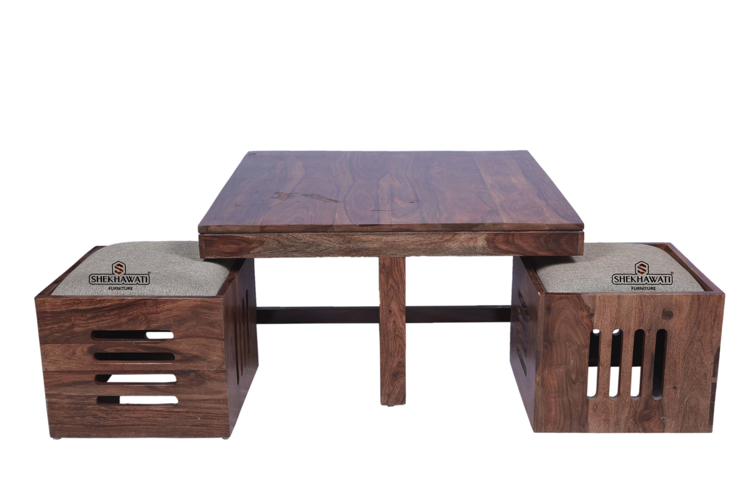 CAPE COFFEE TABLE WITH STOOLS